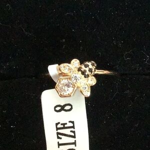Charmed Aroma S925 silver, gold colour bee ring.